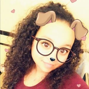 Meet your Posher, Christina